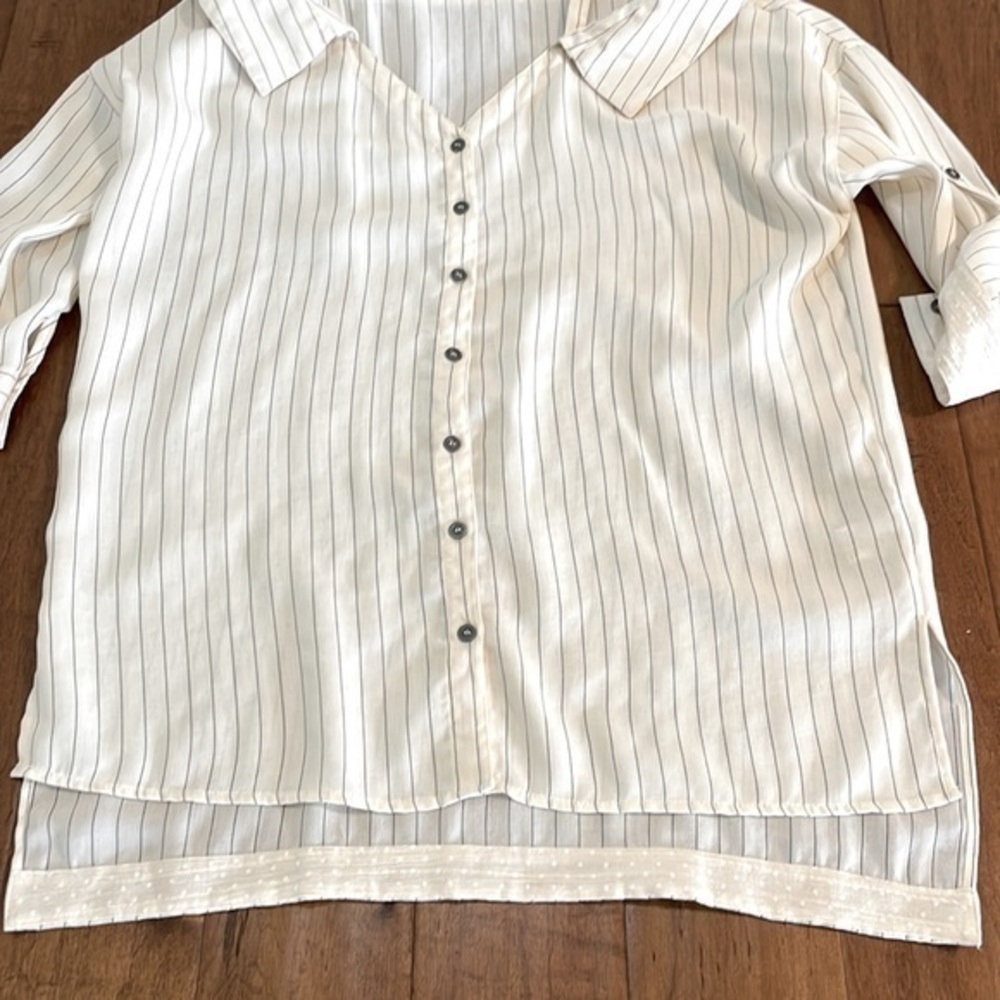 Hummingbird Cold Shoulder Button Down V-Neck Tunic - image 2